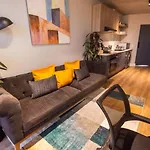 Silvermine One Bedroom Apartment