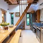 Granite Forest Chalet
