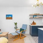 Summerville Beach Loft By Host Agents