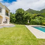 Luxury Family Villa Near Beach With Grill And Workspace