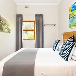 Stone Cottages - Camps Bay Village