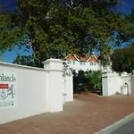 Highlands Country House