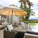 Bellazzure Villa