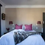 Cedrics Lodges