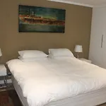 Dolphin Beach Apartment