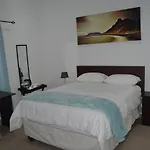 Fama Lodge Rm12
