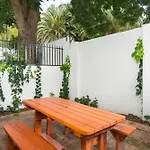 Courtyard On Higgo 6