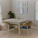 Guest Apartment At Seven Oaks