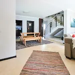 Coral Sands Brickstone