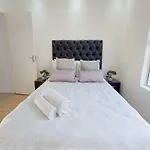 Knowles Big Bay Condo