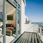 Eden On The Bay 217