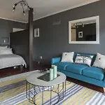 St Martini Suite 407