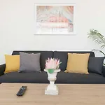 The Square - City Apartments
