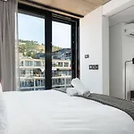 The Signature Luxury Apartments