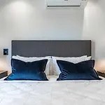 207 The Signature,De Waterfront
