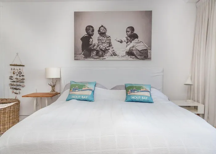 Striking View Lavish 2 Bedroom Apartment With Uncapped Wifi, A04 Db