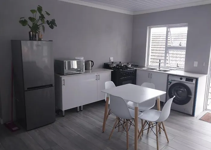 Balmoral Apartment