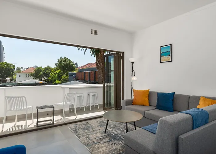 Heylon Court 110