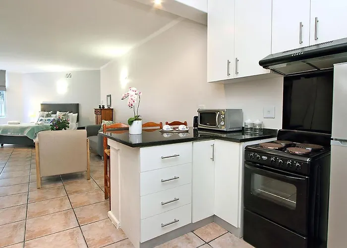 Blue Waters Studio 12 In Sea Point