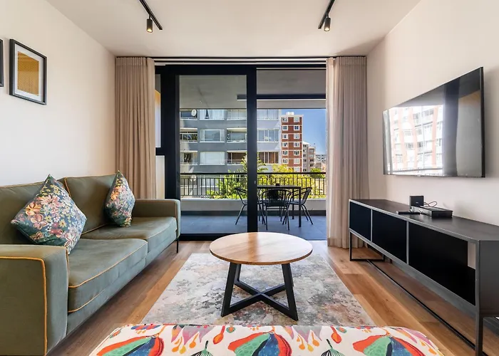 205 Marvol On Hall Sea Point