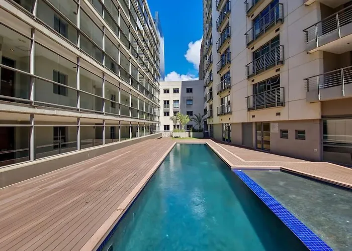 Stunning Central Modern Living Fast Wi-Fi Parking