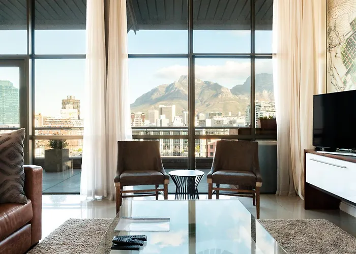 Luxe Penthouse With Private Rooftop Pool, Deck & Panoramic Views