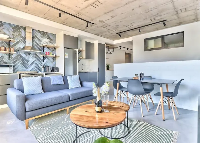 Lovely Couples Retreat Studio Apartment!