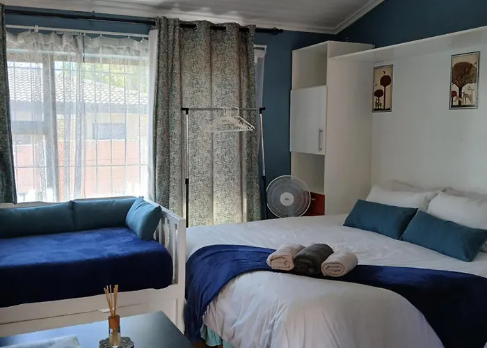 Stay At Gabby\'S- No Loadshedding