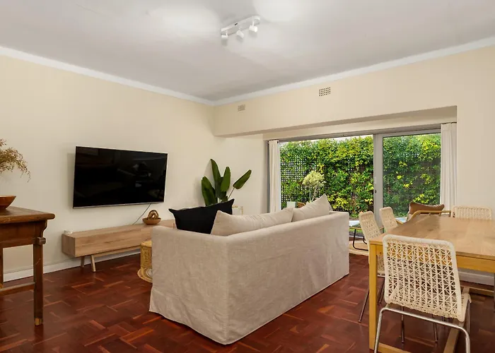 9 Caprice Court