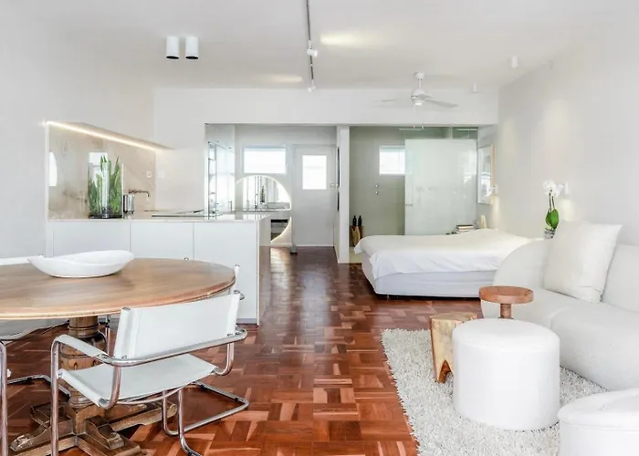 Luxurious Flat On Beach Road Sea Point