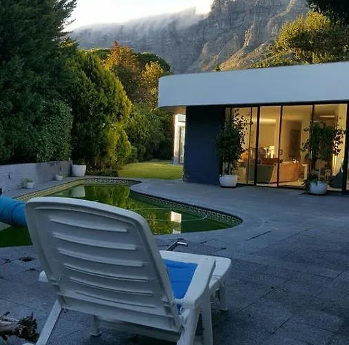 Single En-Suite In The Heart Of Higgovale