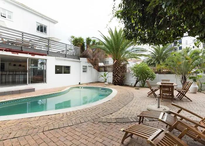 Ds Backpackers In Green Point