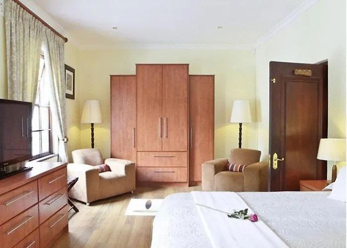 The Oak & Vine Luxury Guest House