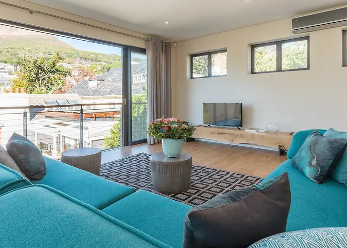 Constantia Road Higgo