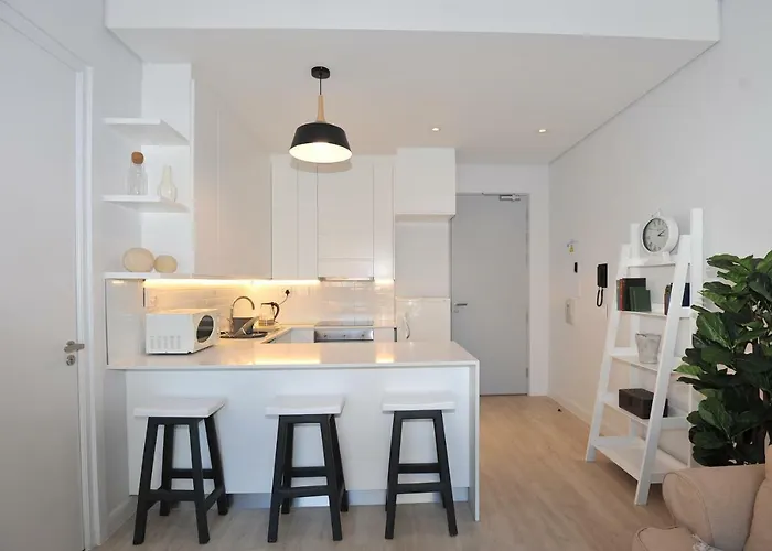 Immaculate Apartment In The Heart Of Cape Town