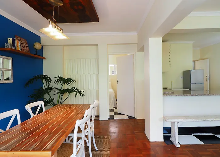 6 The Apartment