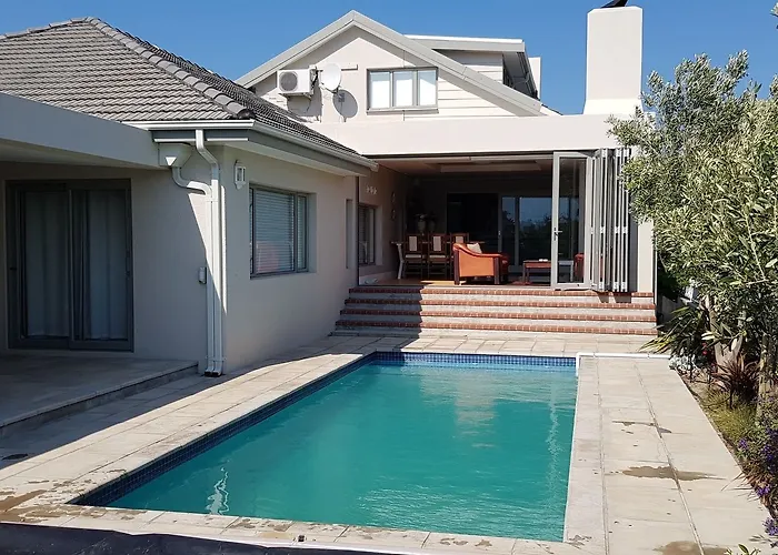 Uniquestay Strand 5 Bedroom House