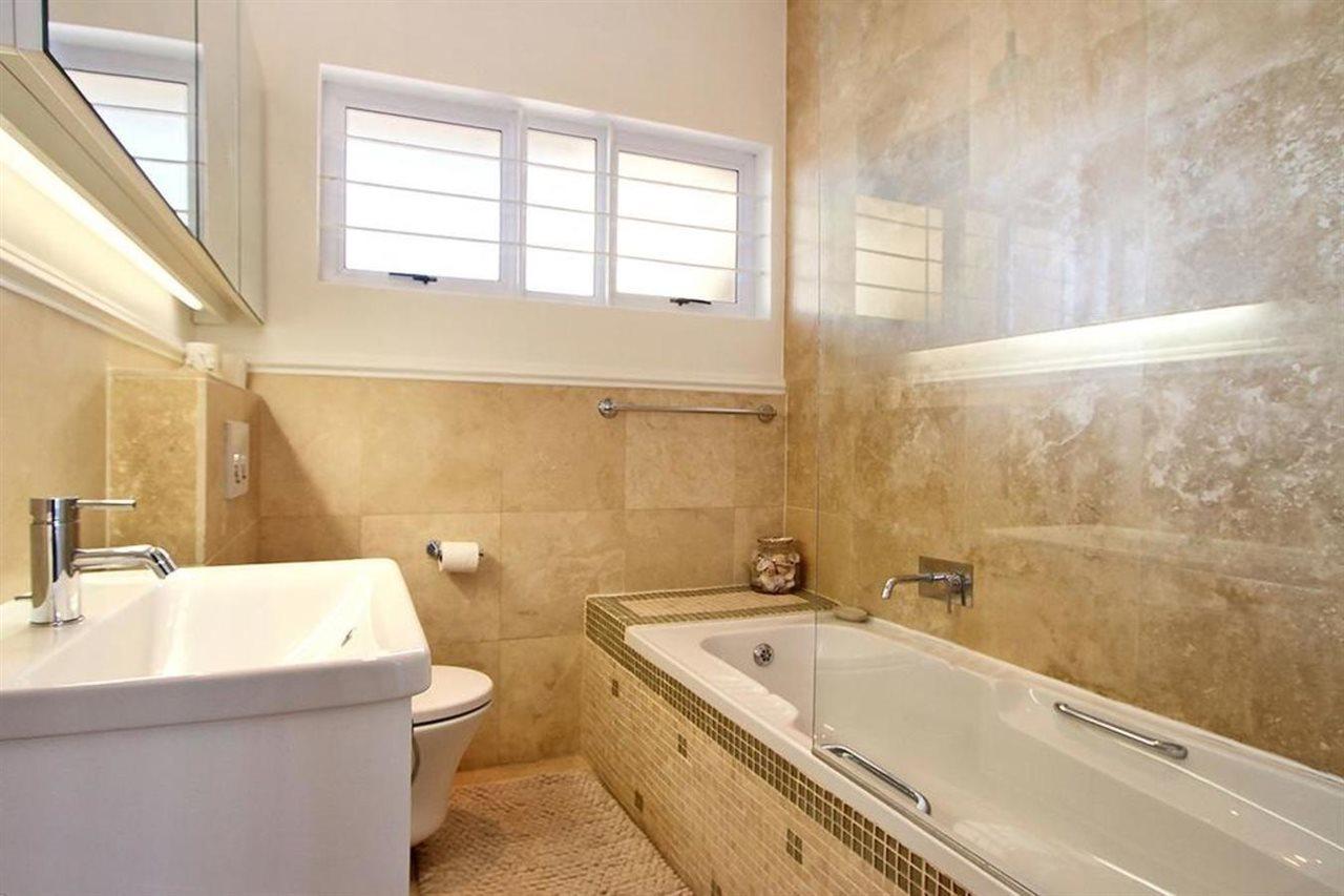 Edinburgh Court Apartamento
