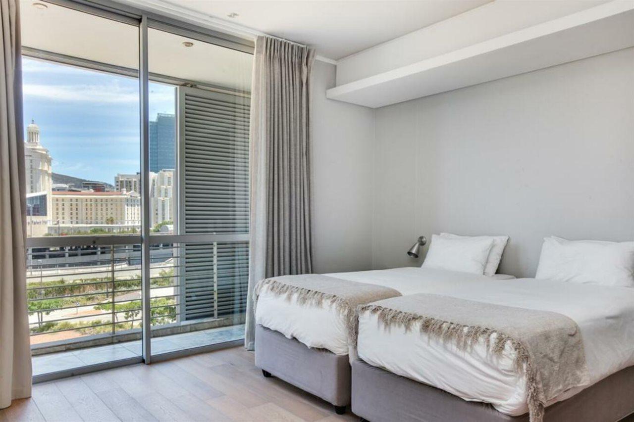 Harbour Bridge 417 Apartment Cape Town