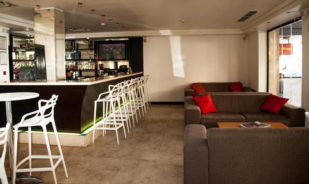 Urban Chic Boutique & Cafe Cape Town