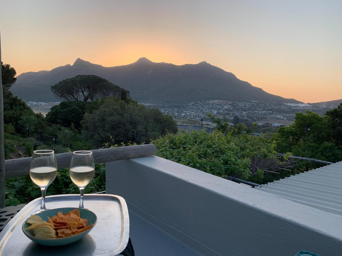 Frogs Hill Bed & Breakfast Cape Town