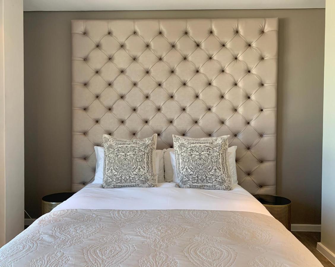 Apartment Crystal Towers 702 Luxury Cape Town