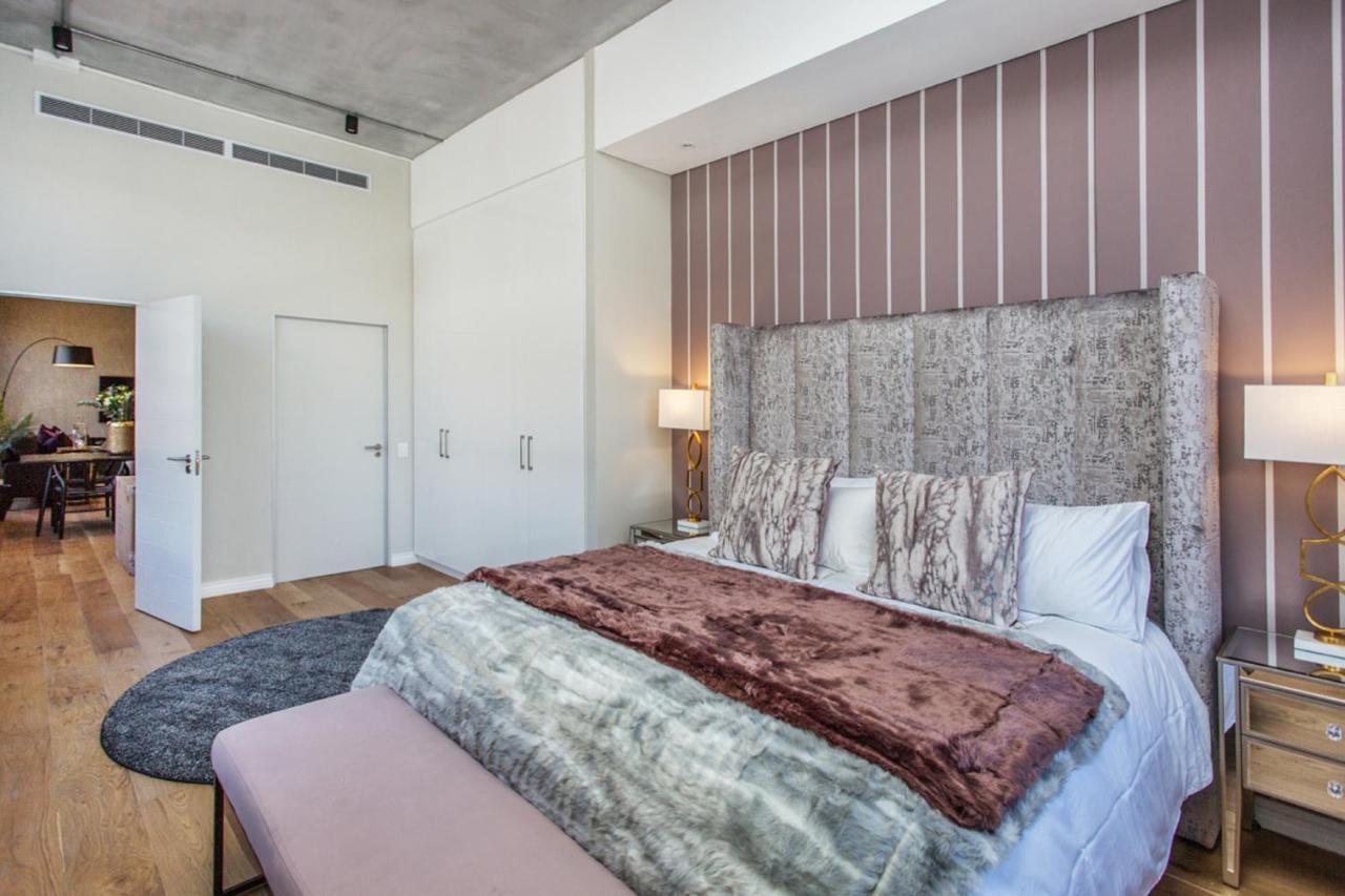 Docklands Executive By Itc Hospitality Apartment