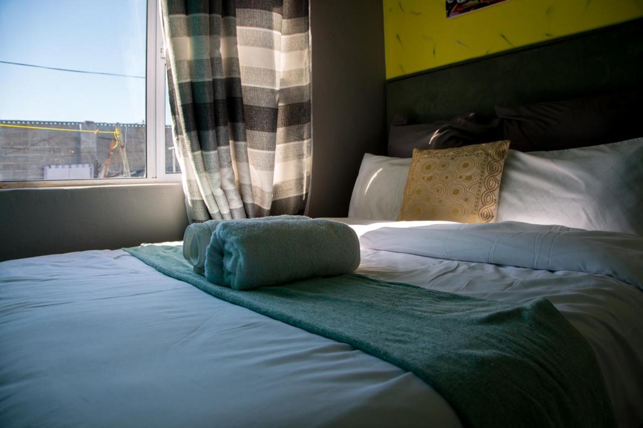 In Guest - Annex Ndabeni Guest house Cape Town