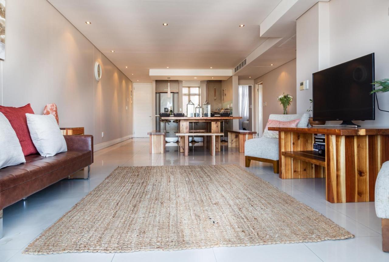 Modern Ocean Views 2 Bedroom 112 Eden On The Bay, Blouberg, Apartment *