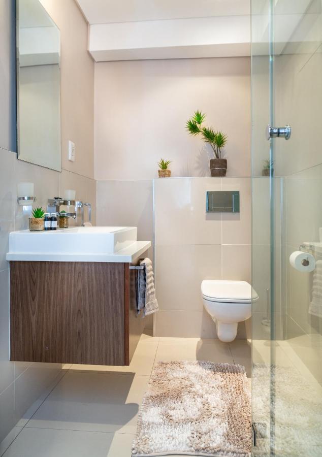 Modern Ocean Views 2 Bedroom 112 Eden On The Bay, Blouberg, Cape Town