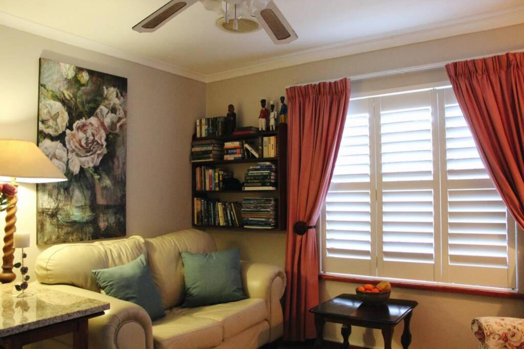 Apartment Peony Place