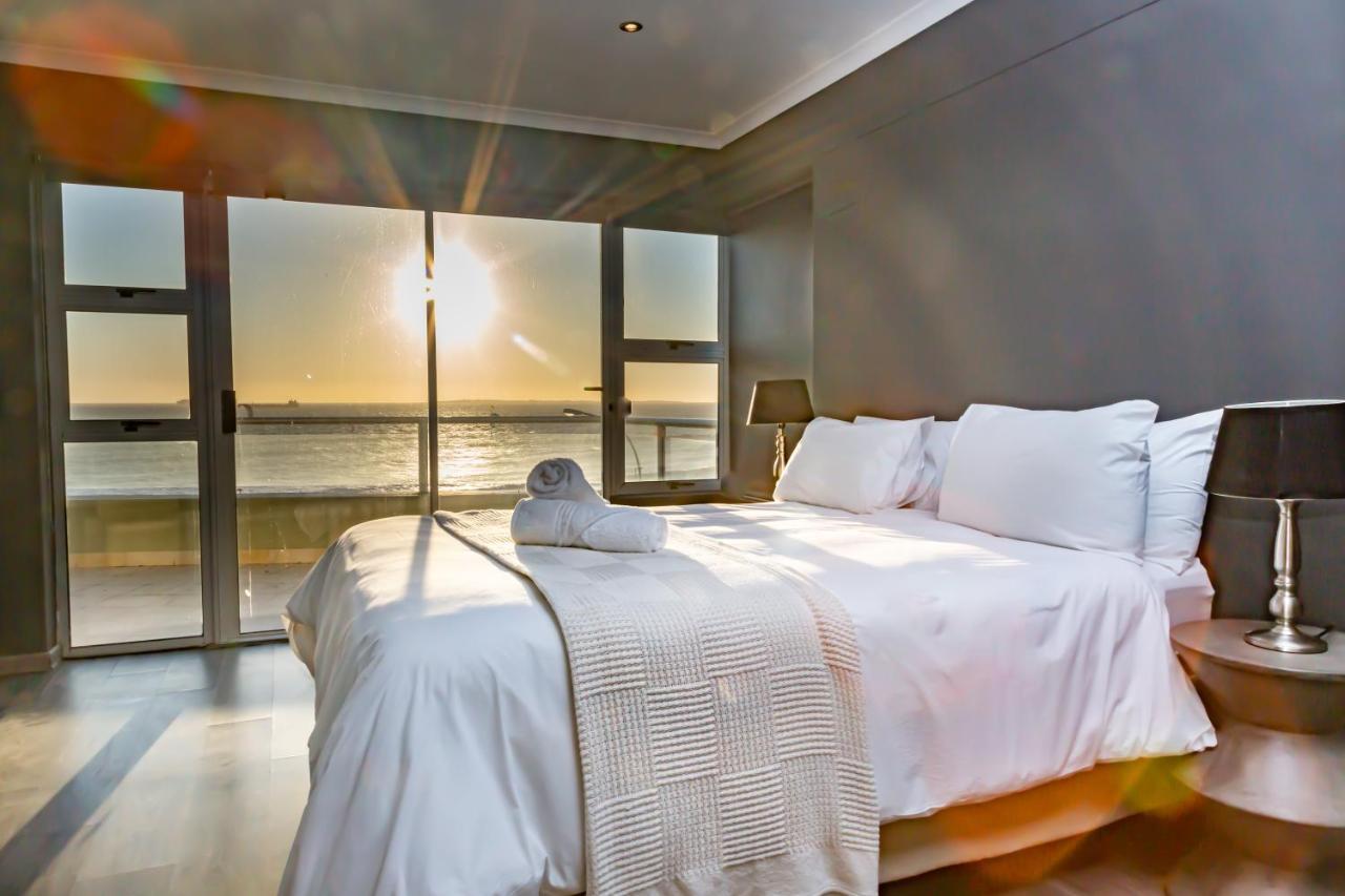 Spacious Luxury 3 Bedroom B401 Sea Spray Cape Town