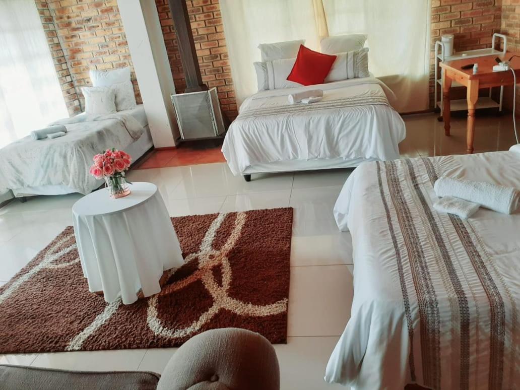 Zenith House Loevestein Self Catering Accomodation Cape Town
