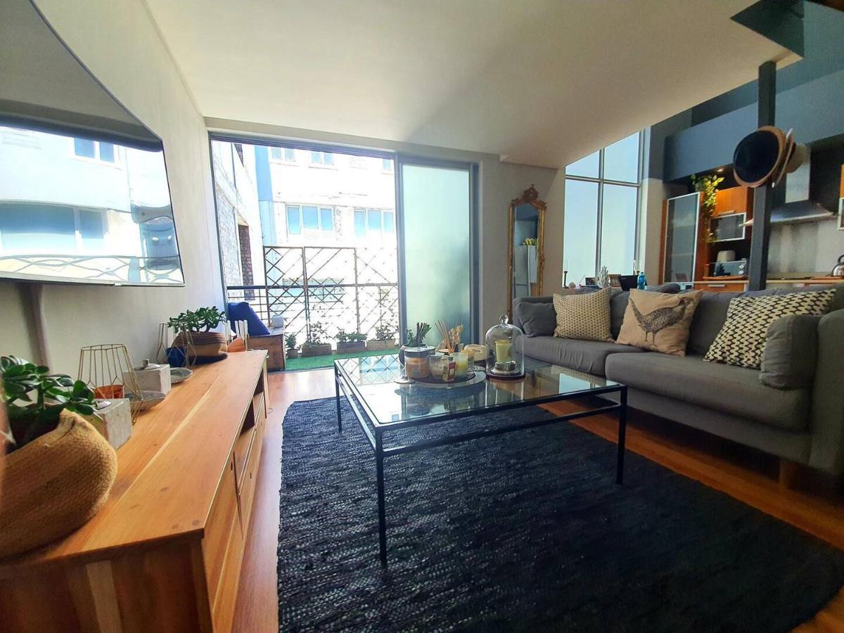 Apartment Market Place *